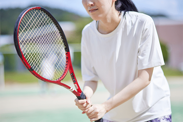 テニスサークルの人妻